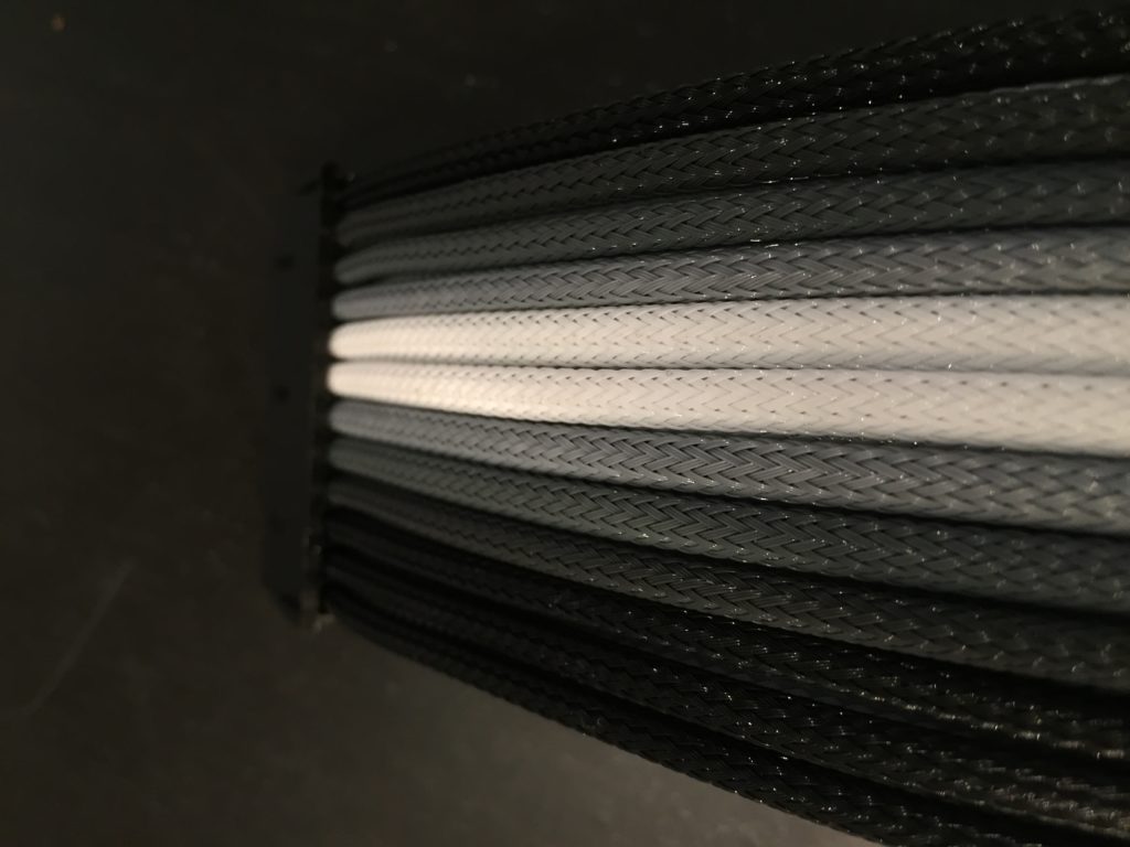 MDPC-X monochrome cable sleeving custom pc 24 pin extension